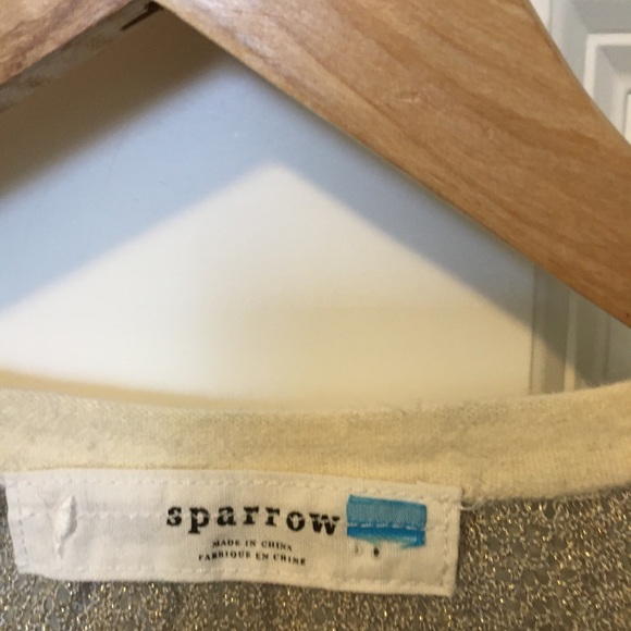 Cropped cardigan. - Picture 5 of 6